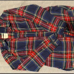 Women’s medium boyfriend fit flannel AE